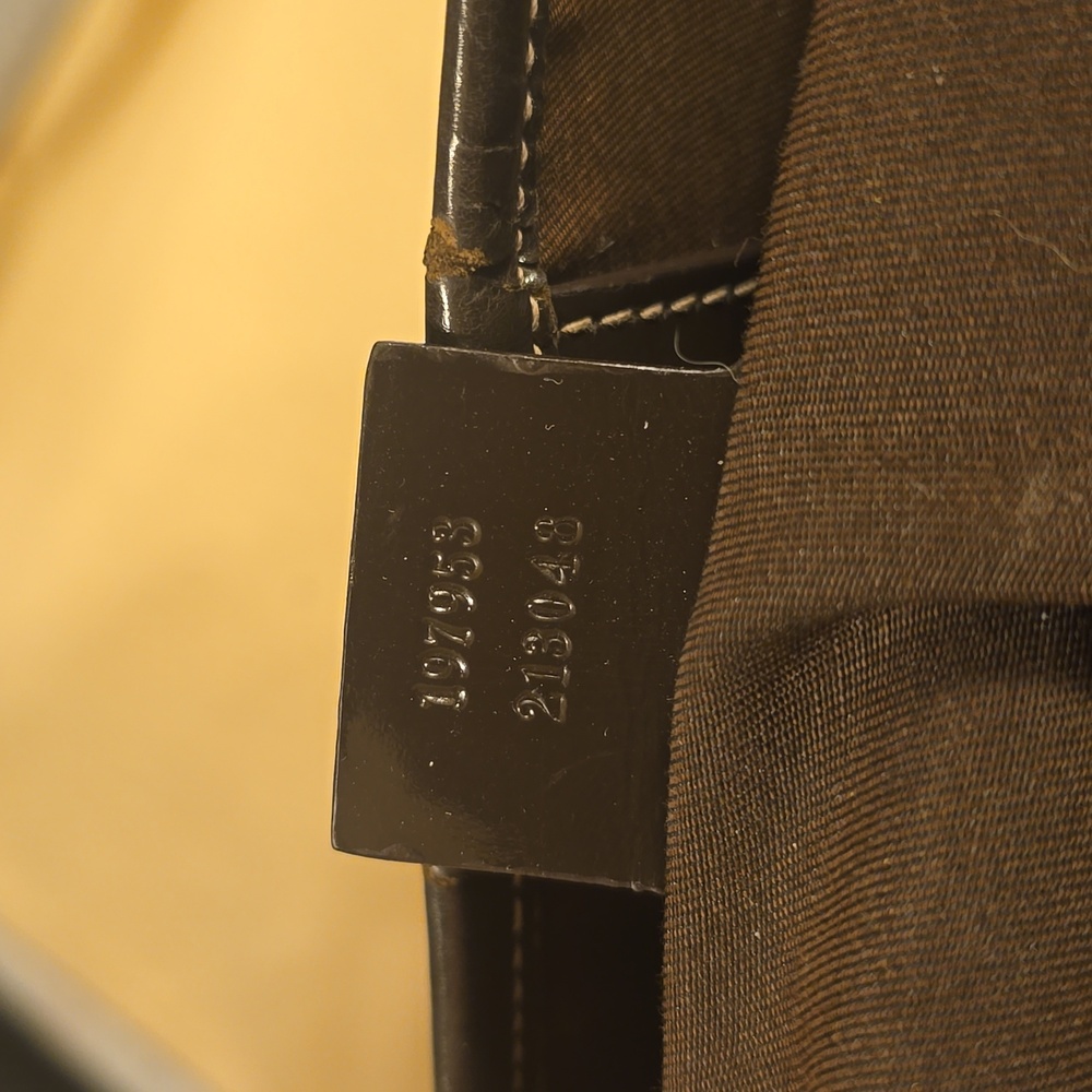 Gucci GG Supreme Joy Tote Bag - Picture 12 of 12